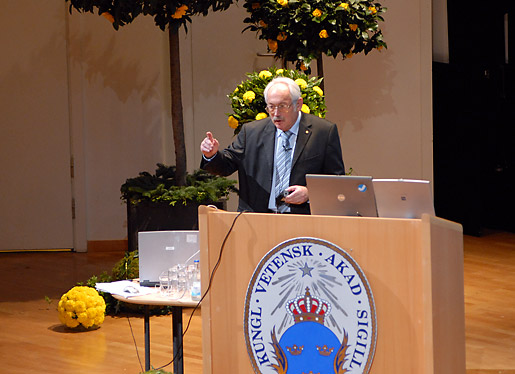 manbet手机版Peter Grünberg发表诺贝尔奖演讲